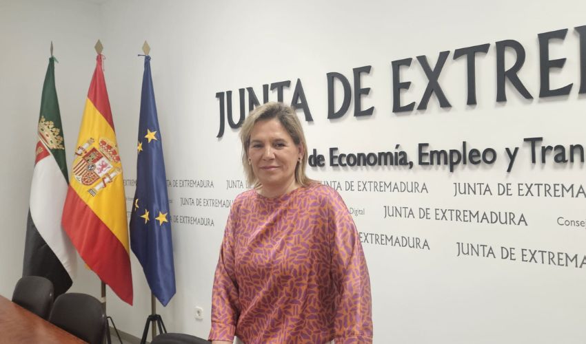 Ir a El paro desciende en Extremadura en 2.326 personas en el mes de abril y la Seguridad Social suma 3.366 nuevos cotizantes