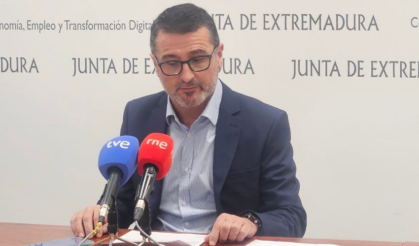 Ir a El Director General de Empleo presenta la línea de ayudas para el fomento y consolidación del empleo en la economía social