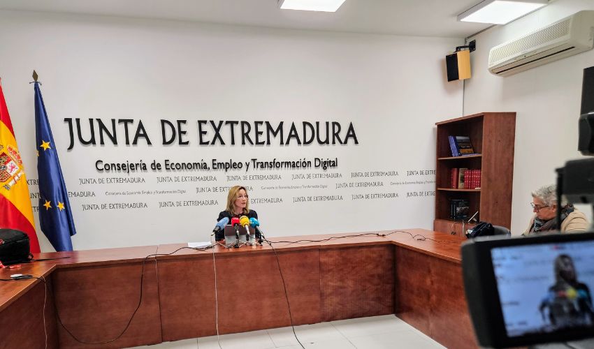 Ir a Valoración de los datos del paro: Extremadura cierra 2024 con 70.107 desempleados, la cifra más baja de los últimos veinte años