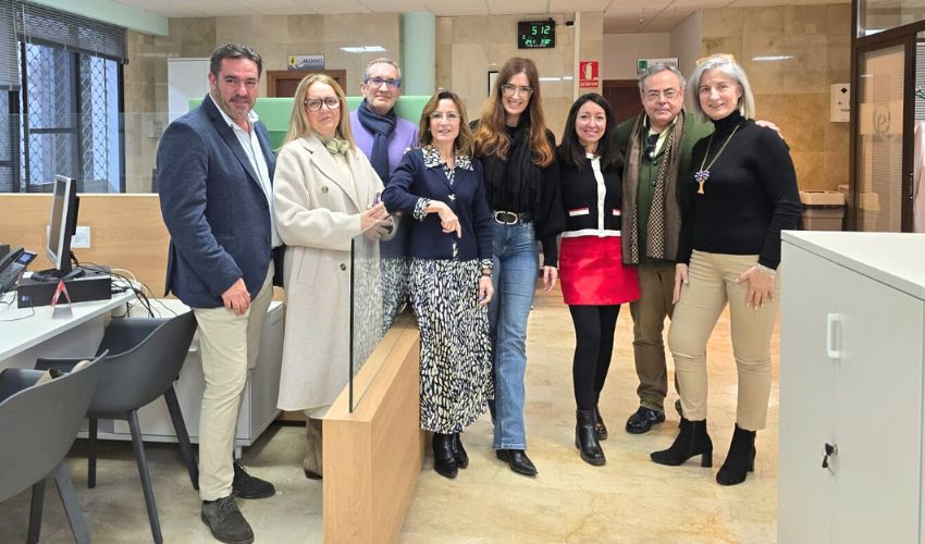 Ir a Nevado destaca la importante labor que desarrollan los centros de empleo con motivo de su visita a los centros de Casar de Palomero y Hervás