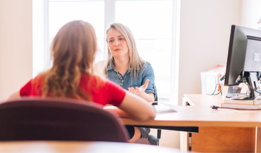 Ir a Anulación de oferta de empleo de Educador/a Social para la Delegación Provincial de Educación en Cáceres 