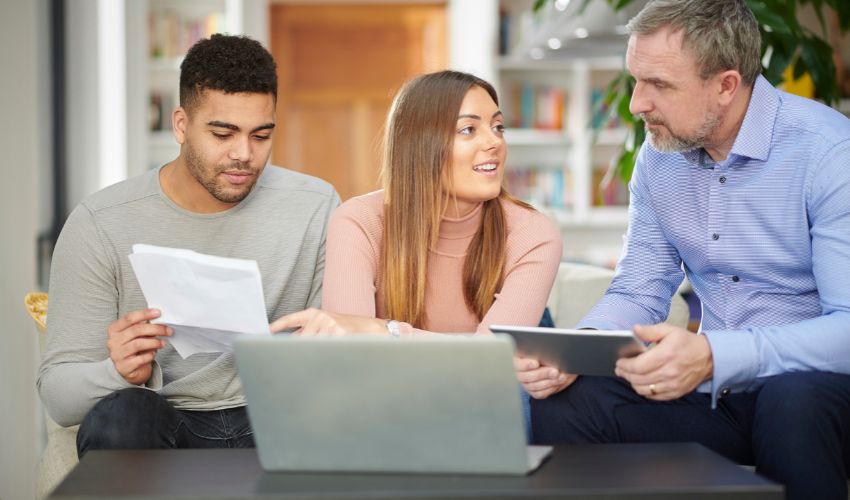 Ir a Plazo abierto para una nueva edición del curso de asesores/as y evaluadores/as en procedimientos de acreditación de competencias