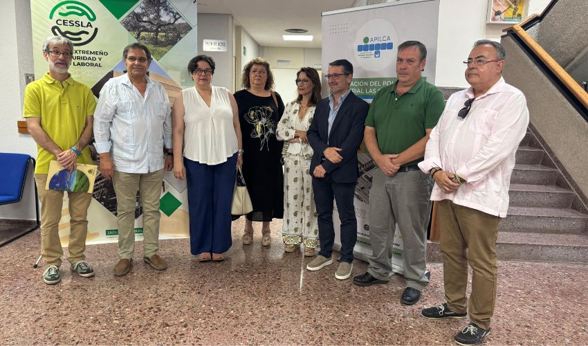 Ir a La Junta de Extremadura inaugura el primer Área de Orientación y Prospección Empresarial en el Polígono de Las Capellanías para fortalecer el empleo y la competitividad del tejido empresarial