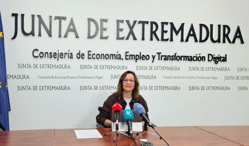 Ir a Extremadura cierra 2025 con 19.100 ocupados más y 7.500 parados menos según la Encuesta de Población Activa