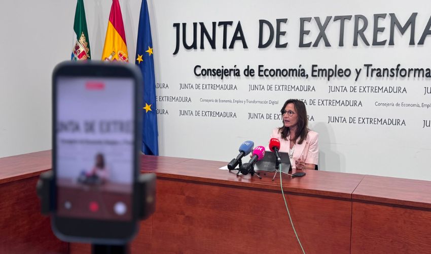 Ir a Extremadura registra el menor número de desempleados de su historia y alcanza los mejores datos de empleo de las últimas tres décadas