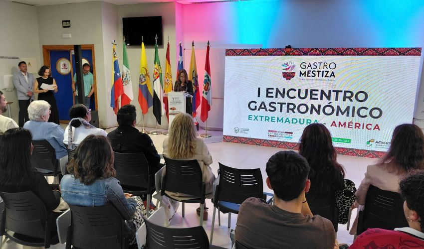 María José Nevado inaugura el I Encuentro Gastronómico Extremadura y América en Mérida